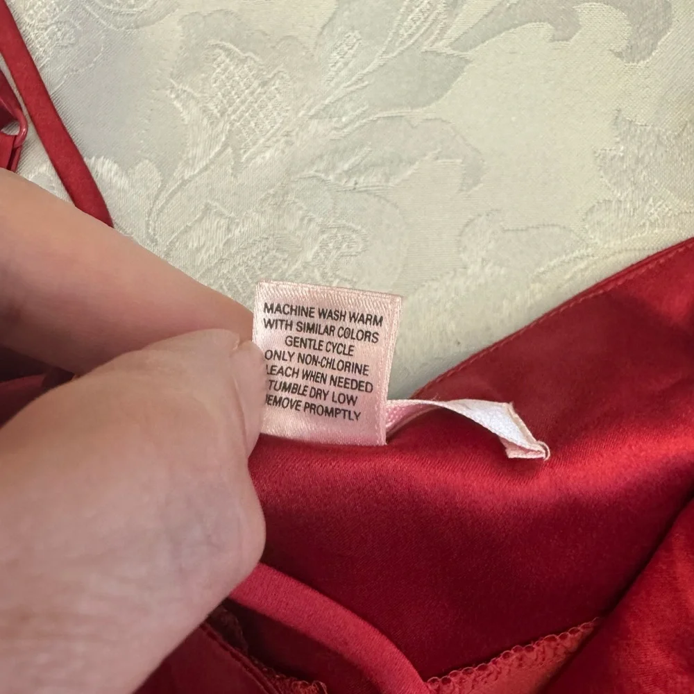 Victoria’s Secret Neglige Chemise Gown Size‎ Med Red Open Front Satin Tie Sheer